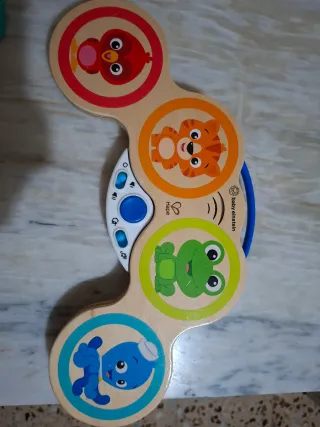 Lote de juguetes musicales marca Baby Einstein.