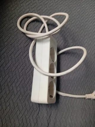 Regleta 3 enchufes con cable