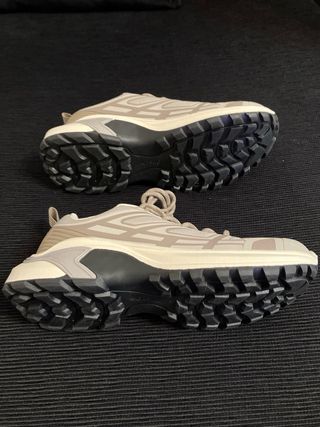 Zapatillas Oysho Ortholite X-25 grises