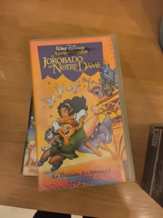 Lote 4 Películas VHS Disney y Dreamworks.
