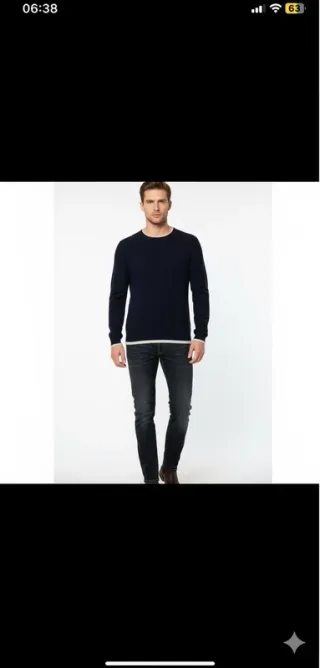 Maglione blu scuro taglia S