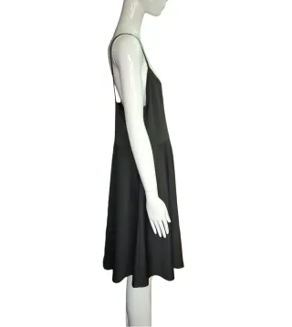 Vestido skater de tirantes.