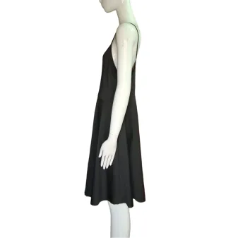 Vestido skater de tirantes.