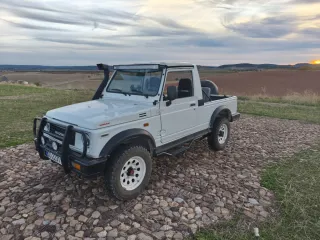 Suzuki Samurai