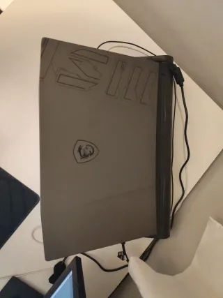 Portatil MSI PULSE B13 en español (negociable)