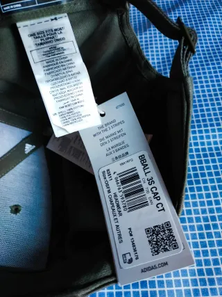 Gorra Adidas Verde y Blanca