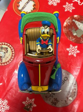 Auto giocattolo Paperino