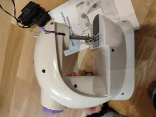 Mini Máquina de Coser