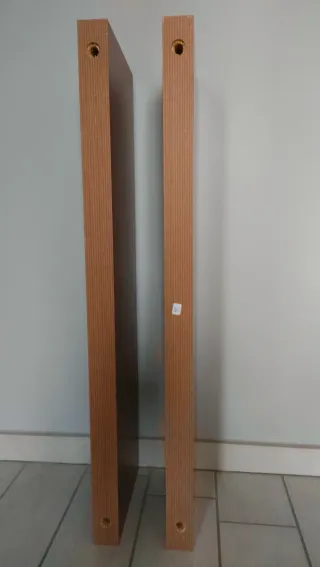 2 mensole in legno con maxi perni metallici