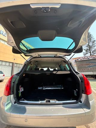 Coche Peugeot 308 sw 2009