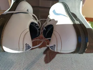 Zapatos de Golf Blancos y Azules