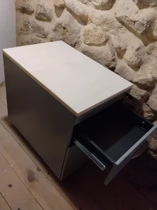 Cajón archivador de oficina