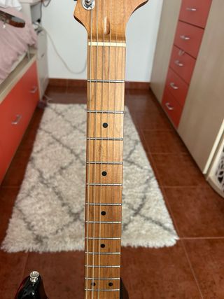 Guitarra Eléctrica Jet Negra