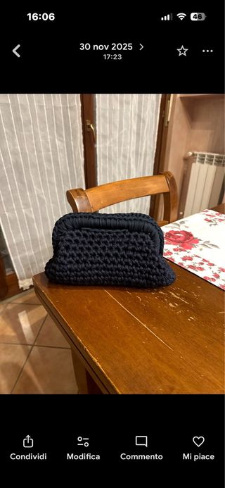 Borse uncinetto nere e bordeaux