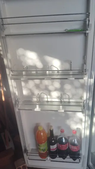 Nevera Liebherr blanca