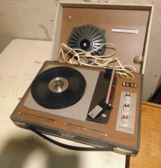 Giradischi COVER 1000