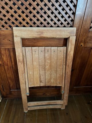 Silla plegable de madera
