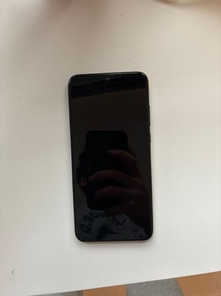 Huawei P Smart 2019 + funda negra