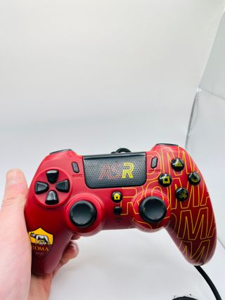 PS4 Slim Console + Controller Rosso/Nero