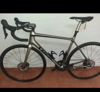 Bicicleta de carretera Trek.