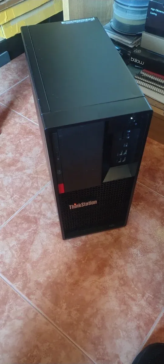 Lenovo ThinkStation P330 E-2146G 32R NVME Q P2200.
