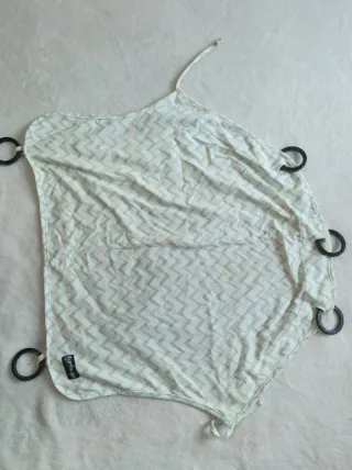 Capazo Newborn Yoyo+ con cortina parasol