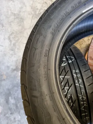 Vendo 2 Neumáticos en perfecto estado