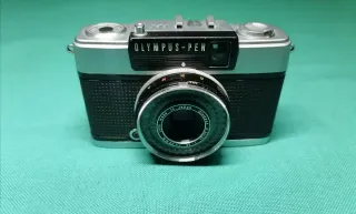 (Ultimo prezzo) Lotto di 4 fotocamere Olympus Pen e Trip