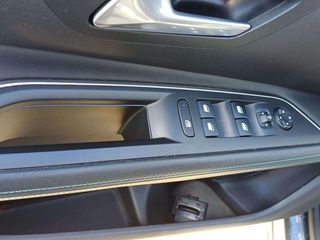 Peugeot 3008 1.5 BlueHDi 96kW (130CV) S&S Allure EAT8