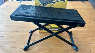 Reposapiés Hercules FS100B