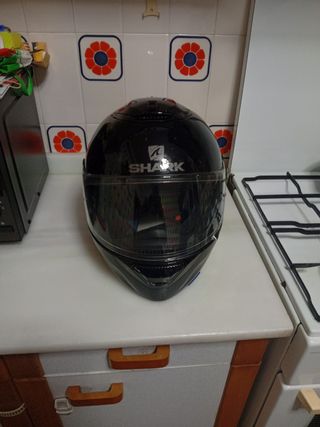 Casco de moto Shark Talla M
