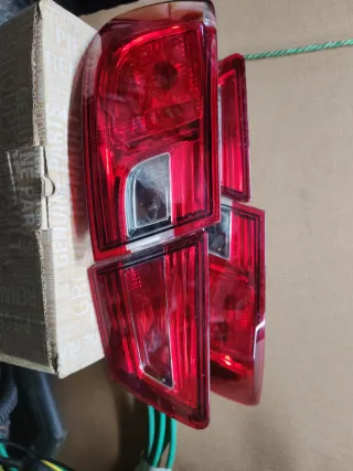 Pilotos Traseros Clio IV