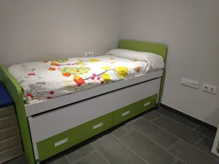 Cama nido con dos camas y 2 cajones