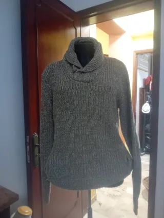 Maglione con tasche beige/grigio