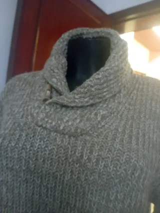 Maglione con tasche beige/grigio