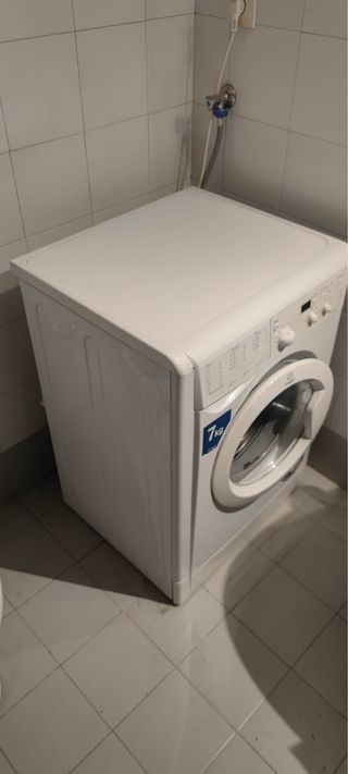 Lavadora Indesit 7kg A++