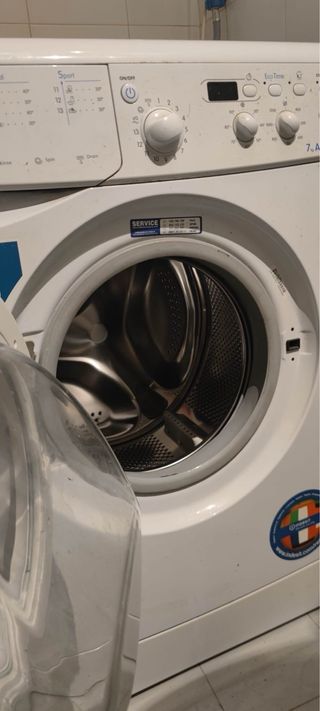 Lavadora Indesit 7kg A++