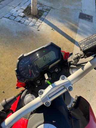 Benelli TNT 125 Roja