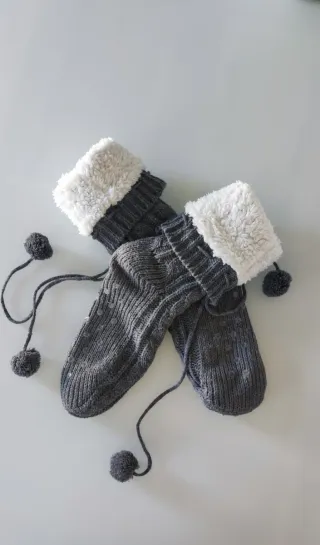 Calcetines antideslizantes Oysho con forro interio