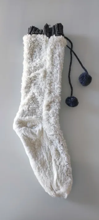 Calcetines antideslizantes Oysho con forro interio