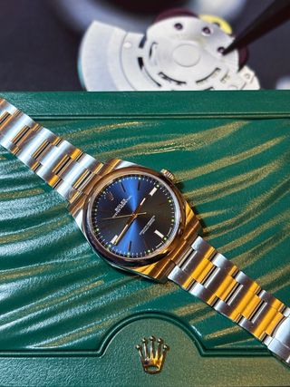 Rolex Oyster Perpetual 39mm