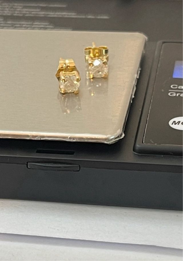 Pendientes Oro 18K Diamantes 1.06 Ct SI1-2/F