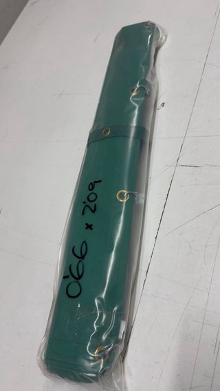 Cortina de toldo corredera con currias