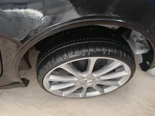 Auto elettrica per bambini Mercedes AMG con telecomando