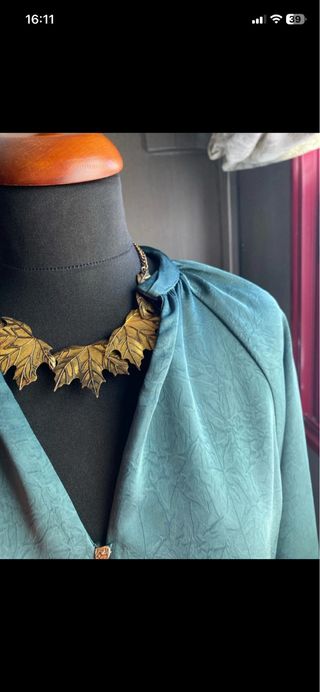 Blusa Zara volantes verde