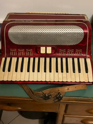 Fisarmonica Paolo soprani 80 bassi