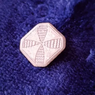 Antiguos botones ( 1 plata) Alfonso XII