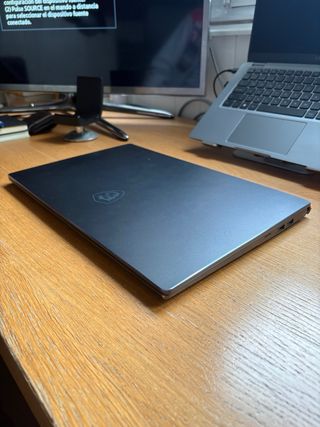 MSI Prestige 15 A10SC Portátil