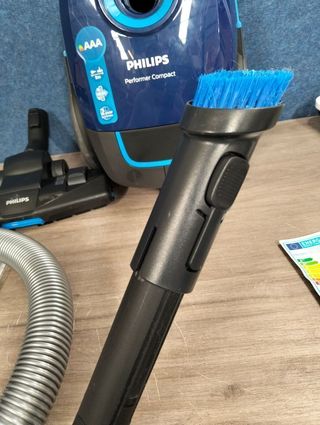 Aspiradora Philips Performer Compact FC8375/09