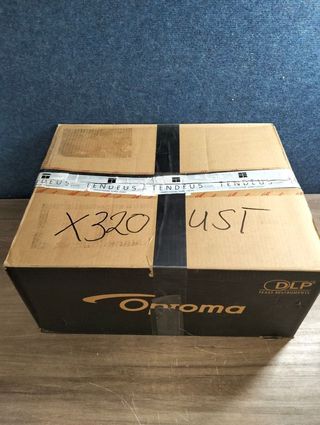 Optoma X320UST Proyector DLP XGA 4000 lumens